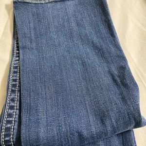 Jean smoke free home